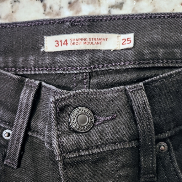 Levi's 314 Shaping Straight Jeans Mid Rise Size 25 - Picture 5 of 9
